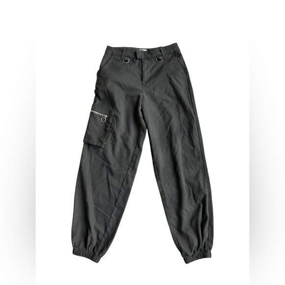 Hot Topic Black Utility Cargo Jogger Pants with Ring Accent Size 1 Grunge Punk - Picture 1 of 6